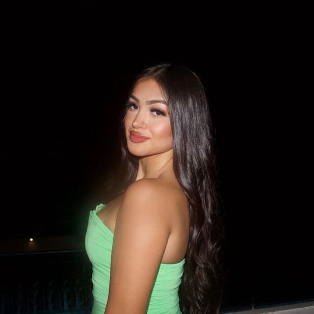 Un Glow ✨ at There She Glows in Owasso, OK